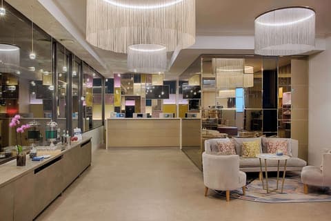 NH Torino Centro, Reception