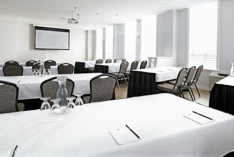 The Walper Hotel, part of JdV by Hyatt, Meeting facility