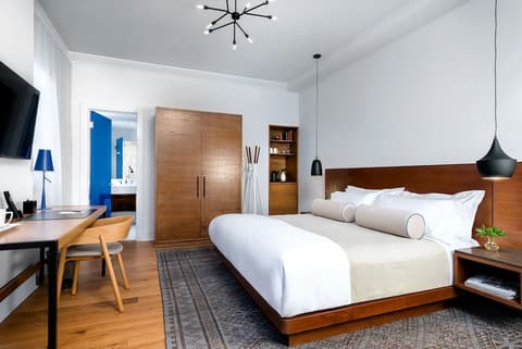 The Walper Hotel, part of JdV by Hyatt, Room