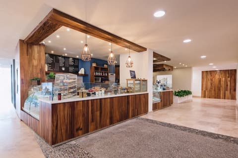 Sheraton Buganvilias Resort & Convention Center, Lobby