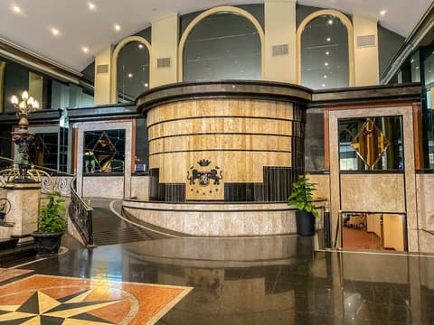 Nobile Suites Excelsior Asuncion, Interior entrance