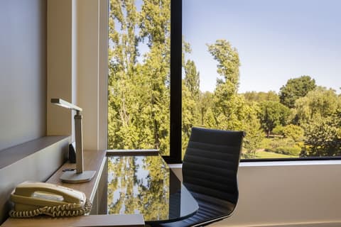 Crowne Plaza Canberra by IHG, Room