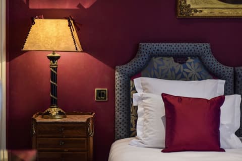 San Domenico House, Room