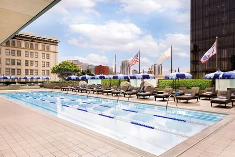 Westgate Hotel, Rooftop pool