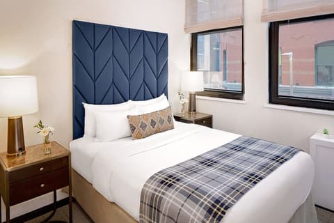 Hotel Indigo Boston Garden by IHG, Room