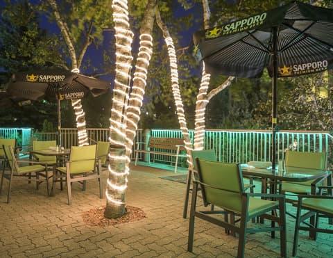 Allure Hotel & Conference Centre, Terrace/patio