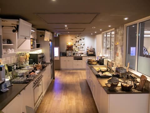 Mercure Toulouse Centre Wilson Capitole hotel, Miscellaneous