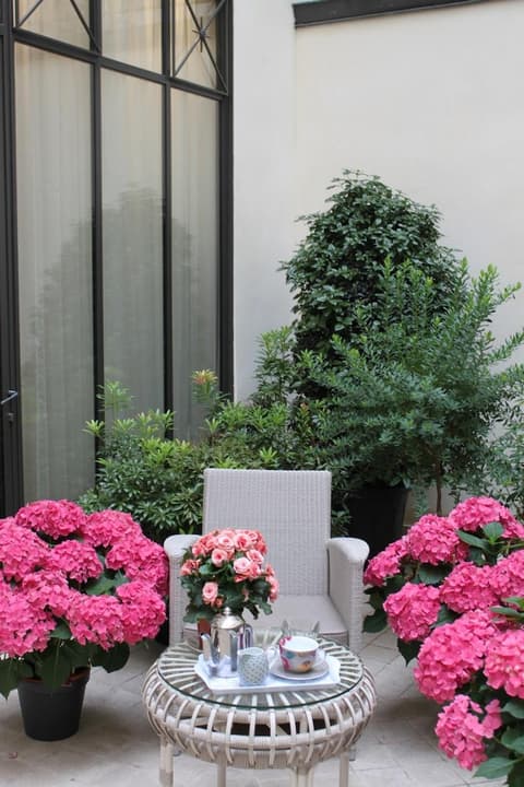 My Home in Paris Hotel, Balcony