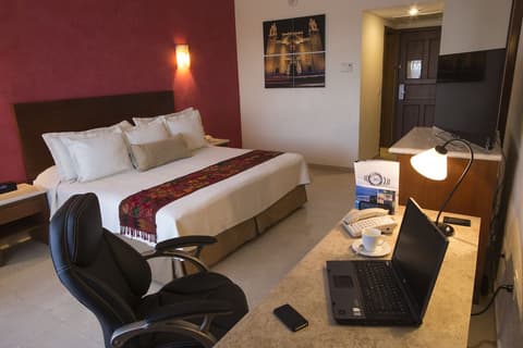 Adhara Hacienda Cancun, Room