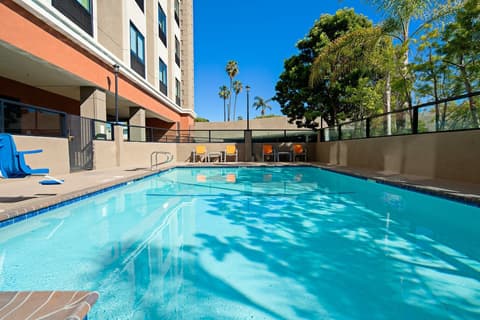 Holiday Inn Express Los Angeles Airport by IHG, Pool