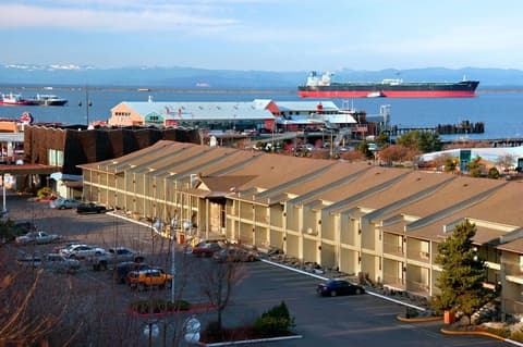 Red Lion Hotel Port Angeles Harbor, Exterior