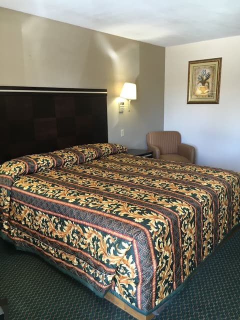 Economy Inn - Ontario Airport/Chino, Room