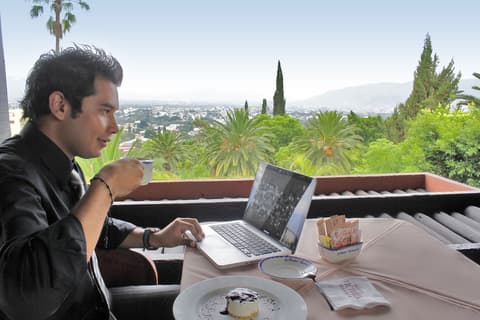 Hotel Victoria Oaxaca, Outdoor dining