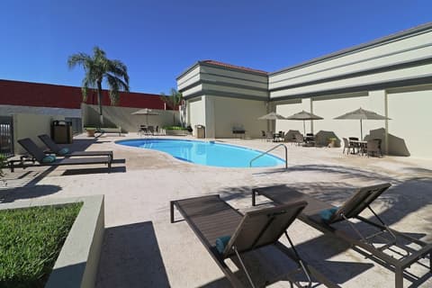 Hampton Inn by Hilton Monterrey-Airport, Pool
