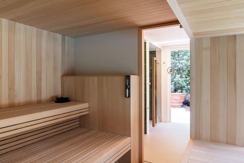 Parkhotel Laurin, Sauna