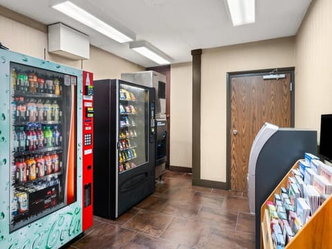 Comfort Inn Metro Airport, Property amenity