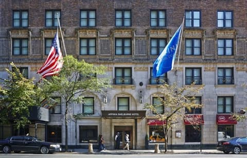 The Shelburne Sonesta New York, Exterior