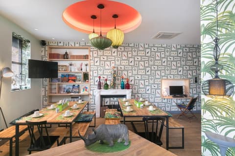 Villa Bougainville by Happyculture, Interior entrance