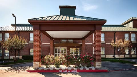 Landmark Hotel Dallas - Addison, View from property