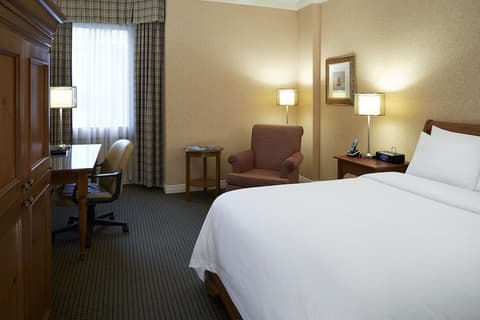 The Barrington Hotel, Room