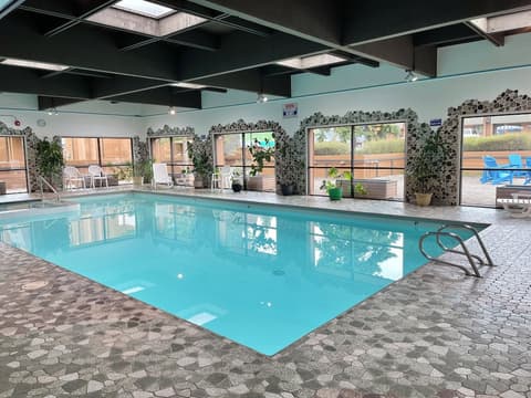 Marmot Lodge, Indoor pool