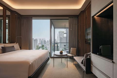 Pan Pacific Orchard, Room