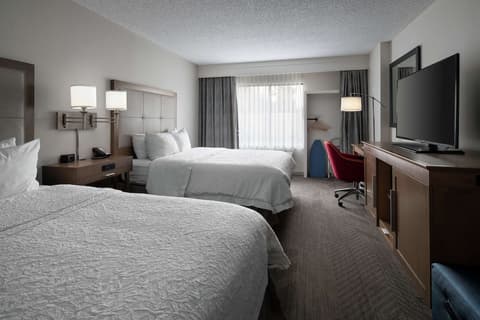 Hampton Inn & Suites Anaheim Garden Grove, Room