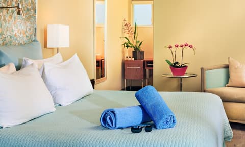 The Inn at East Beach, Room