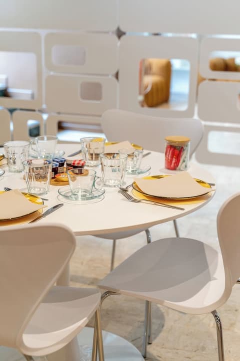 Hôtel Comté de Nice, Breakfast area