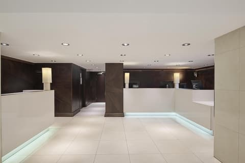 DoubleTree by Hilton Hotel London - Hyde Park, Reception