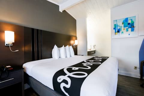 SureStay Hotel by Best Western Seaside Monterey, Room