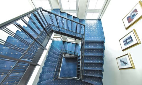 Hotel Viktoria, Staircase