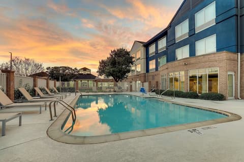 Hilton Garden Inn Fort Worth / Fossil Creek, Pool