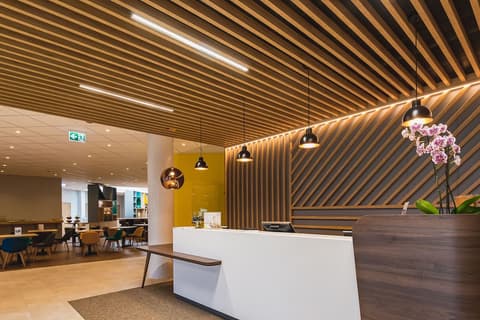 Holiday Inn Budapest-Budaörs by IHG, Reception