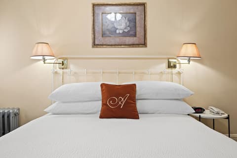 The Andrews Hotel, Room