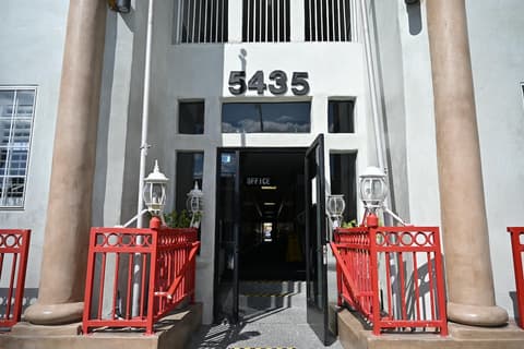 Hollywood Stars Inn - In Los Angeles (Hollywood), Front of property