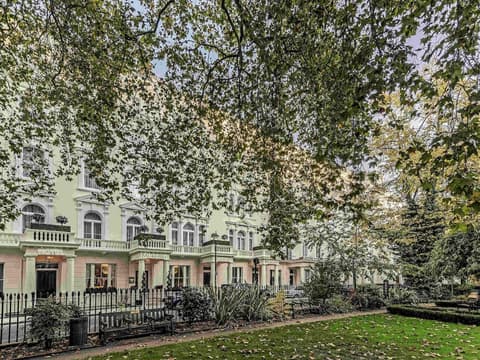 Mercure London Hyde Park Hotel, Breakfast area