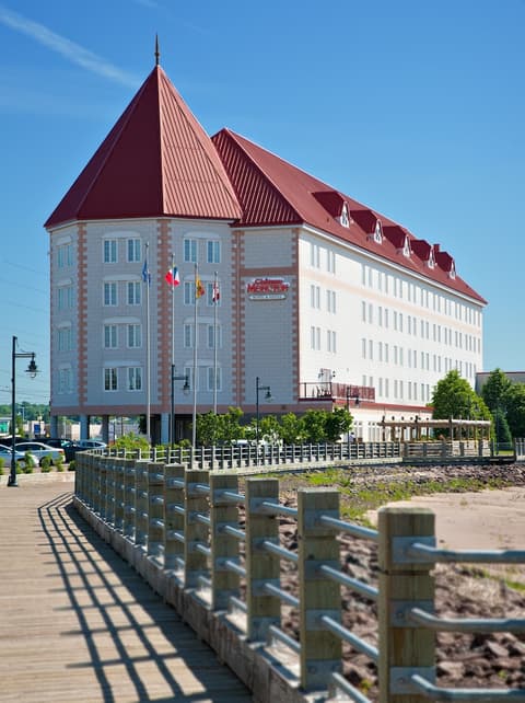 Chateau Moncton Trademark Collection by Wyndham, Front of property