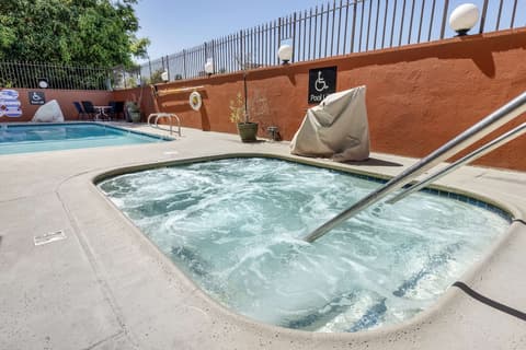 Best Western Los Angeles Worldport Hotel, Pool