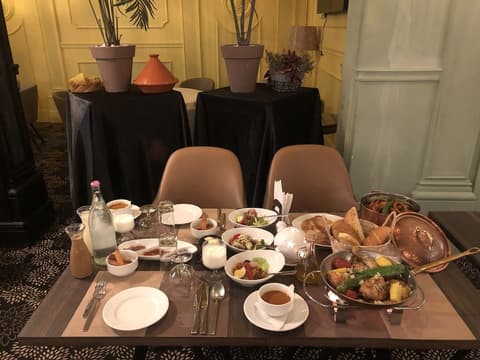 Hôtel La Maison Blanche, Restaurant