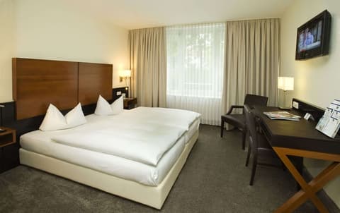 Scotty + Emily Hotel Ulm, Sure Hotel Collection by BW, Room