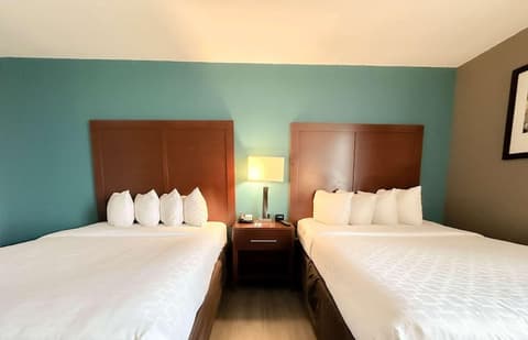 The Adventure Hotel by the parks, Room