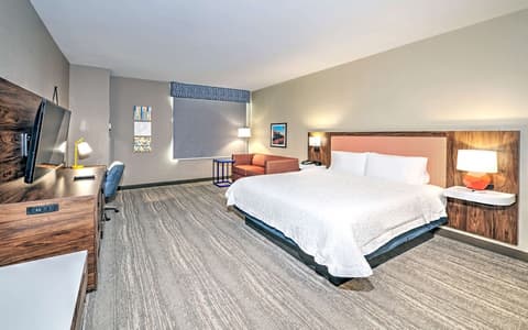 Hampton Inn by Hilton Ottawa, Room