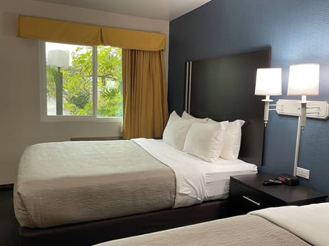 Quality Inn Ontario Airport Convention Center, Room