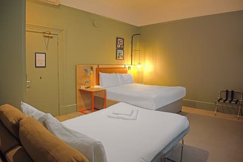 Bristol Grand Hotel By Sunday, Room