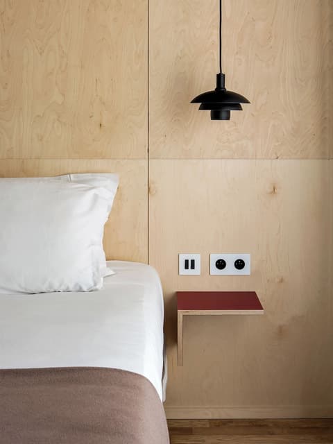 New Hotel Opera, Room