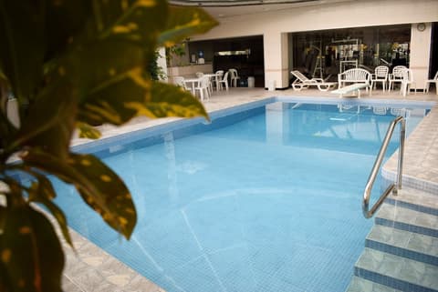 Hotel Presidente, Indoor pool