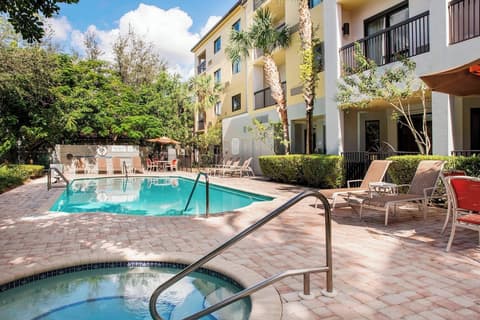 Courtyard By Marriott Fort Lauderdale Coral Springs, Pool