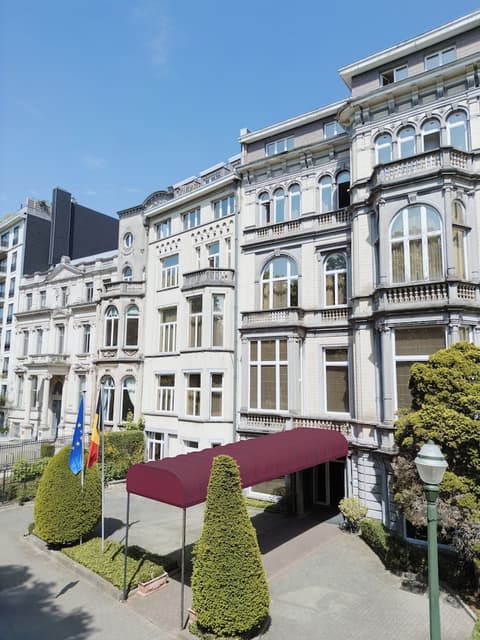 Park Hotel Brussels, Front of property