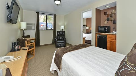 Super 8 by Wyndham Deadwood / Black Hills Area, Room